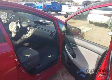 2012 Toyota Prius Three from USA, damaged, VIN JTDKN3DU3C0335301